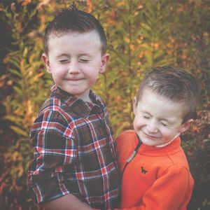 Meet your Posher, Antoinia